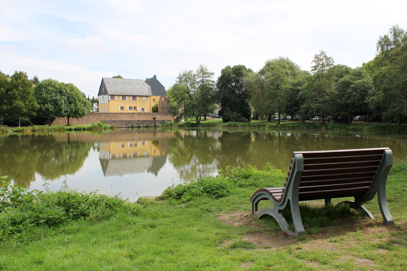 Sinnesbank Weiher