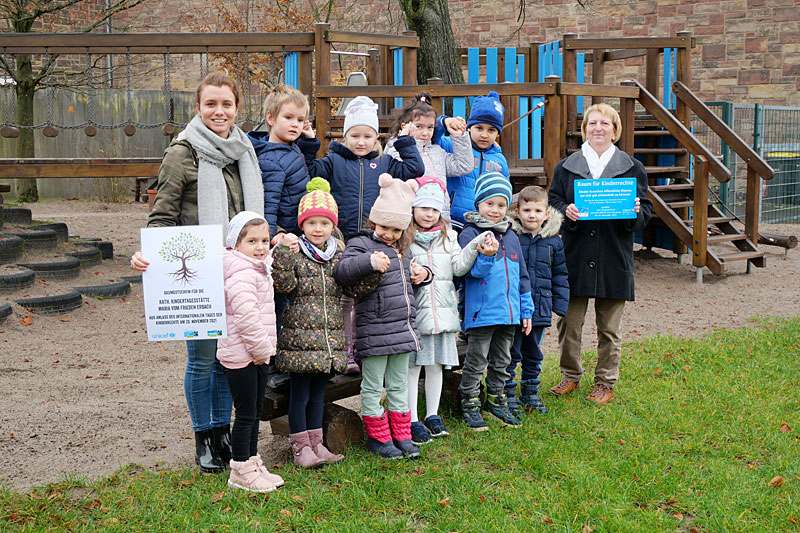 20211119 Kinderrechtebaum Kita Maria vom Frieden