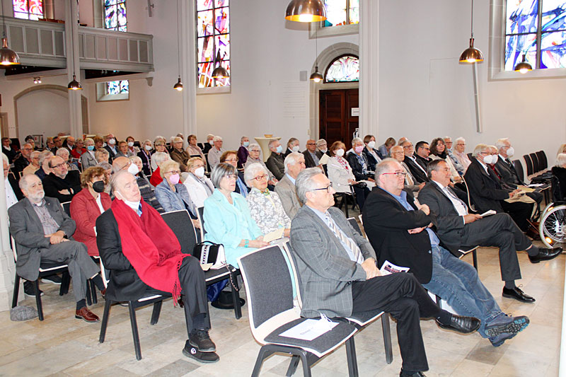 Blick in die Kirche