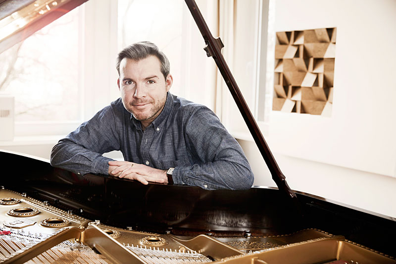 Gwilym Simcock in his studio hires